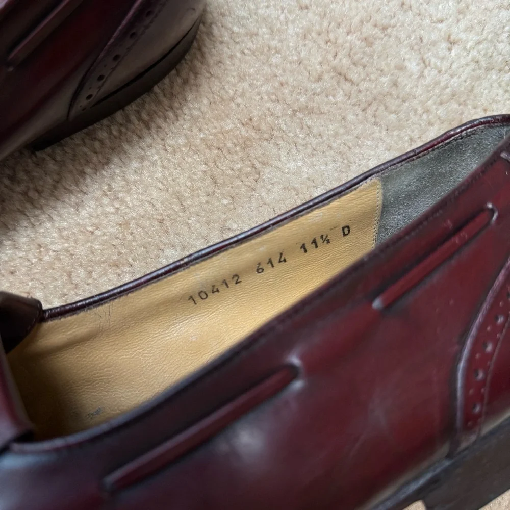 SALVATORE FERRAGAMO Mens Lucas Oxblood Kiltie Wing Tip Tasseled Loafers 11.5D